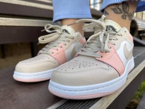 Женские кроссовки SportLineB2131-17 Бежевые с розовыми вставками — фото 2