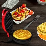 Вафельница мини для бельгийских вафель Mini Waffle Maker — фото 6