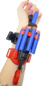 Детская игрушечная перчатка-бластер Человек паук Spider Man Gloves Игровой пистолет стреляет мягкими пулями — фото 2