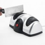 Двойная электрическая точилкаLucky Home Electric Knife Sharpener — фото 3