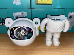 Astronaut Проектор галактики лазерный Астронавт-космонавт, звездное небо на потолке с пультом Белый — фото 2