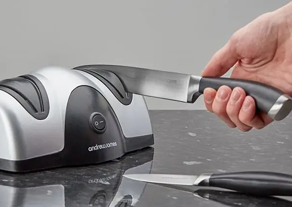 Двойная электрическая точилкаLucky Home Electric Knife Sharpener