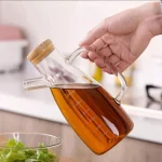 Стеклянный кувшин для масла и уксуса 650 мл с носиком, ручкой и деревянной крышкой, бутылка-дозатор для жидких продуктов — фото 5