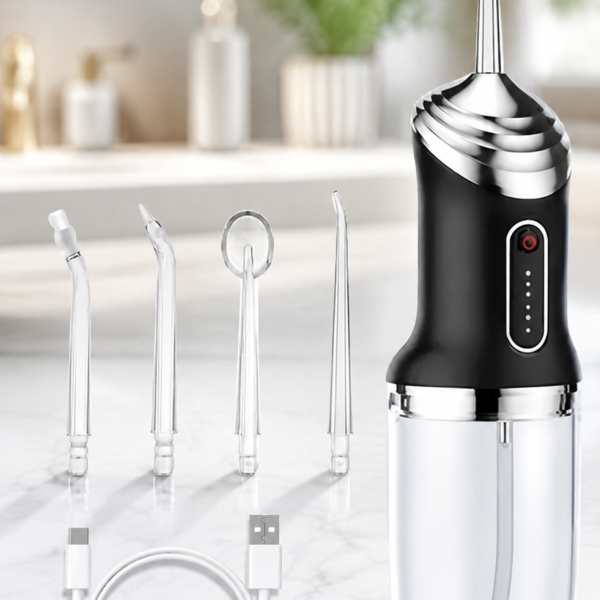 Портативный ирригатор для зубов A12 20 мл / Ирригатор для полости рта USB + 4 насадки