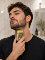 Бритва VGR V 336 Gold / Шейвер аккумуляторная с тройным лезвием / Электробритва 8500 об/мин — фото 3