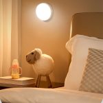 Настенная LED-лампа с датчтком движения 8х2см / Беспроводной круглый ночник USB с магнитным креплением — фото 4