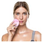 Электрическая щетка-массажер для лица FOREO LUNA mini 2 / Силиконовая щетка — фото 3