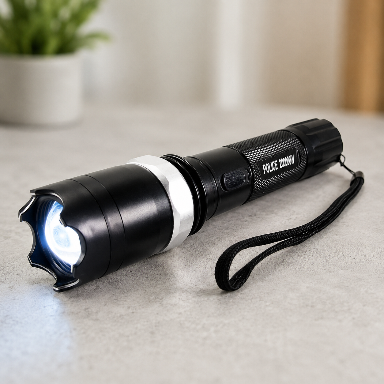 Фонарик BL 1105 + отпугиватель / Фонарик с отпугивателем собак электрический / LED фонарь Фонарик BL 1105 + отпугиватель / Фонарик с отпугивателем собак электрический / LED фонарь